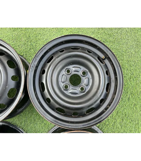 4x100 14" Mazda gyári lemezfelni 6Jx14h2 ET45 3
