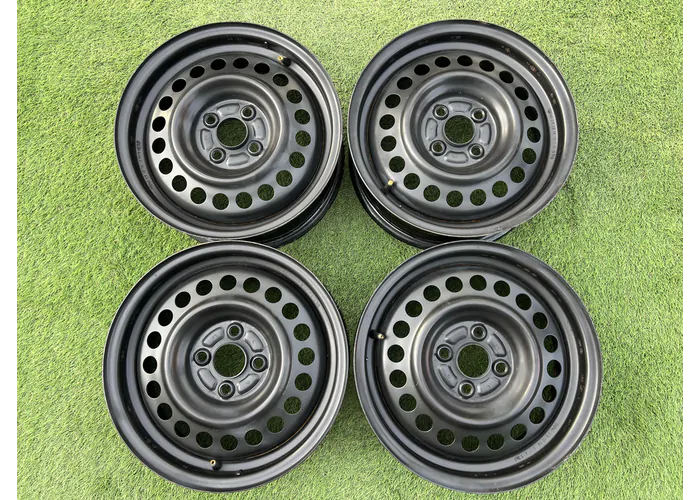 4x100 15" Toyota gyári lemezfelni 5,5Jx15h2 ET45 alapértelmezett kép
