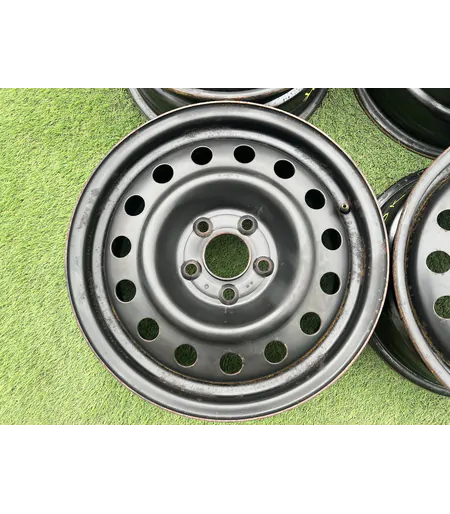 5x114.3 16" Nissan gyári lemezfelni 6,5Jx16h2 ET45 2