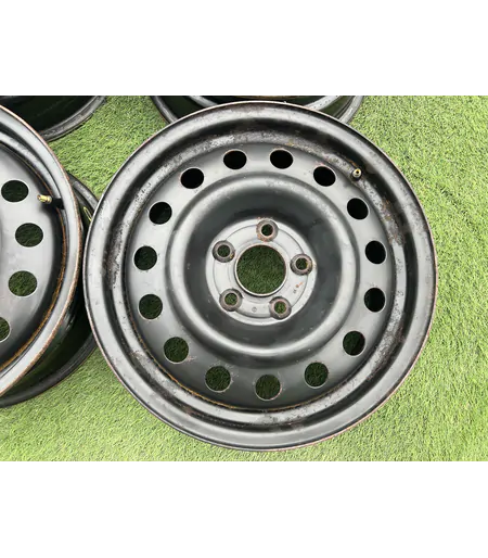 5x114.3 16" Nissan gyári lemezfelni 6,5Jx16h2 ET45 3