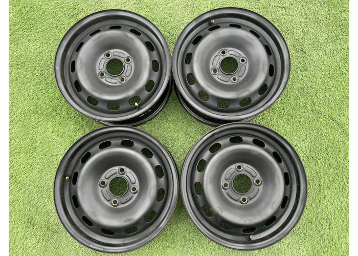 4x108 15" Ford gyári lemezfelni 6Jx15h2 ET47,5 alapértelmezett kép