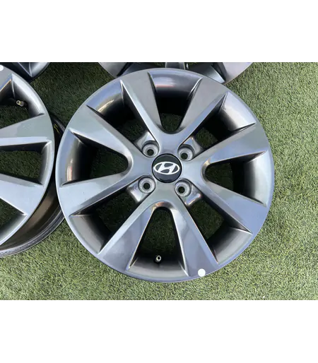 4x100 15" Hyundai gyári alufelni 6Jx15h2 ET50 - Mobil Gumis 4