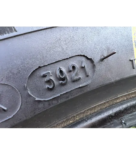 235/55 R18 Michelin Pilot Alpin 5 SUV téli gumi 6-6,5mm - Mobil Gumis 4