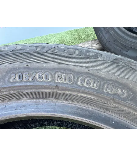 205/60 R16 Pirelli Sottozero 3 téli gumi 5-5,5mm - Mobil Gumis 5