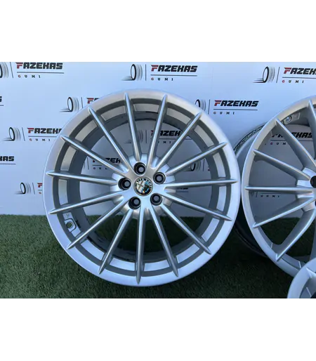 5x98 18" Alfa Romeo gyári alufelni 8Jx18h2 ET32 - Mobil Gumis 4
