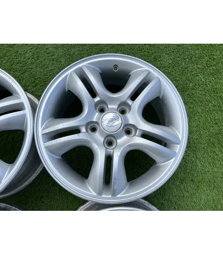 5x114.3 16" Hyundai,Kia gyári alufelni 6,5Jx16h2 ET41 4