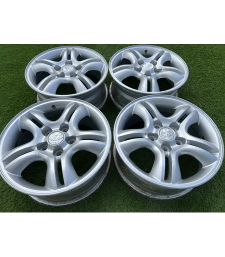 5x114.3 16" Hyundai,Kia gyári alufelni 6,5Jx16h2 ET41 6
