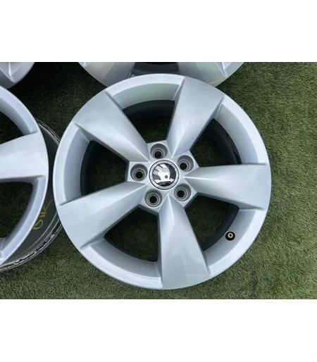 5x100 15" Skoda gyári alufelni 6Jx15h2 ET38 - Mobil Gumis 4