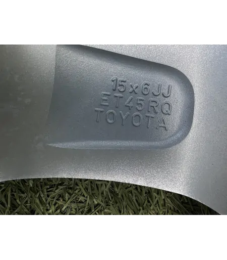 4x100 15" Toyota gyári alufelni 6Jx15h2 ET45 - Mobil Gumis 7