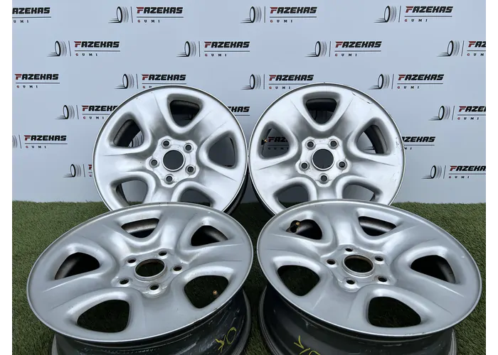5x114.3 16" Suzuki gyári lemezfelni 6,5Jx16h2 ET45 alapértelmezett kép