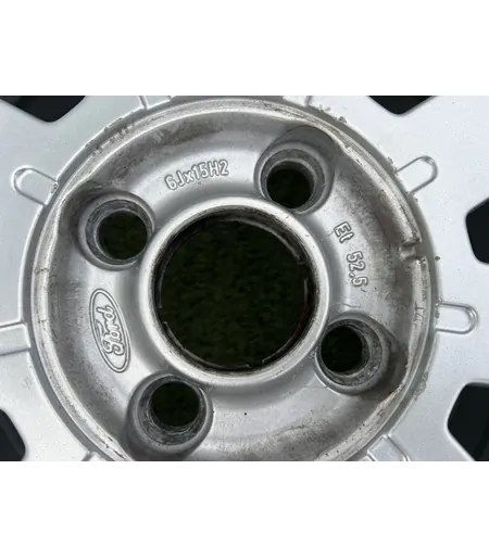4x108 15" Ford gyári alufelni 6Jx15h2 ET52,5 7
