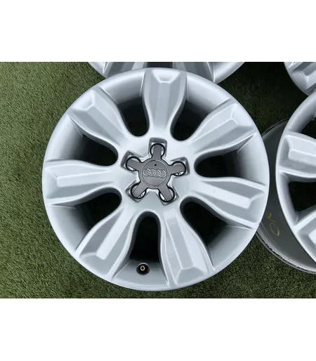 5x100 16" Audi A1 gyári alufelni 7Jx16h2 ET34 3