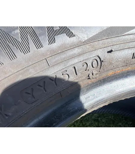 205/55 R16 Yokohama BluEarth GT nyári gumi 6mm 5