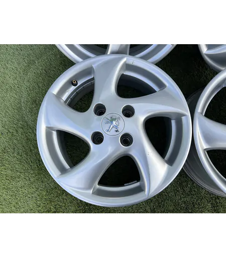 4x108 15" Peugeot gyári alufelni 6Jx15h2 ET28 3