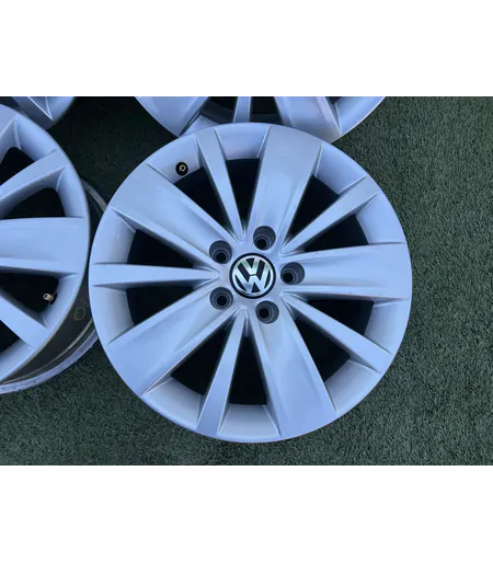 5x112 16" Volkswagen gyári alufelni 6,5Jx16h2 ET33 - Mobil Gumis 4