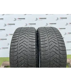 255/45 R19 Pirelli Sottozero 3 téli gumi 4,5-5mm 1