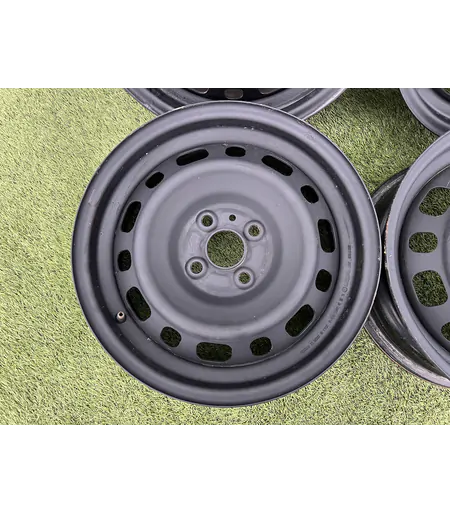 4x100 15" Mazda gyári lemezfelni 5,5Jx15h2 ET45 2