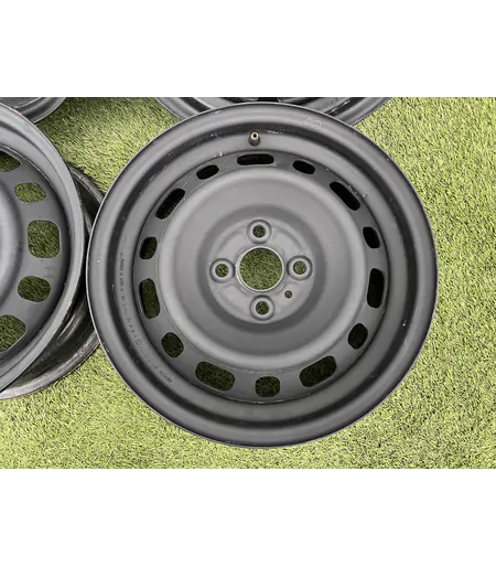 4x100 15" Mazda gyári lemezfelni 5,5Jx15h2 ET45 3