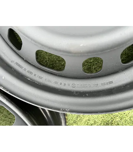 4x100 15" Mazda gyári lemezfelni 5,5Jx15h2 ET45 6