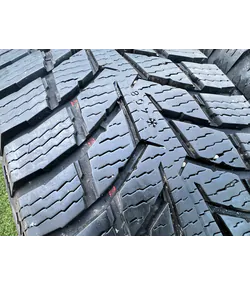 215/65 R15C Nokian SnowProof C téli gumi 8mm 2