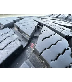 215/65 R15C Nokian SnowProof C téli gumi 8mm 4