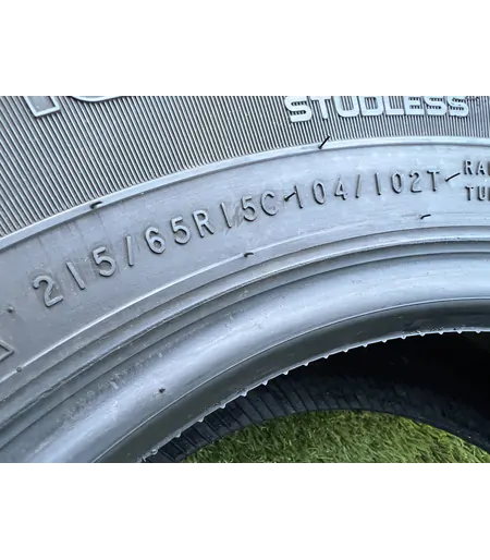 215/65 R15C Nokian SnowProof C téli gumi 8mm 5
