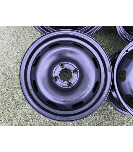 4x108 15" Peugeot gyári lemezfelni 6Jx15h2 ET23 2