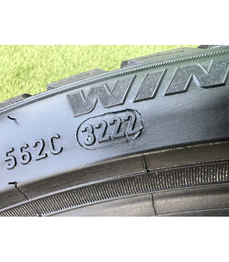 255/35 R21 Pirelli Sottozero 3 téli gumi 6mm - Mobil Gumis 6