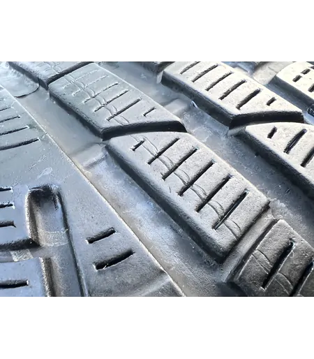 205/50 R17 Pirelli Sottozero téli gumi 5-6,5mm - Mobil Gumis 5