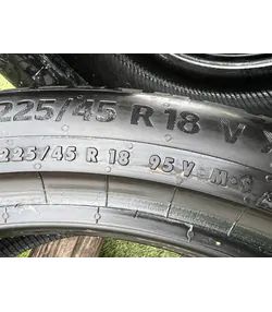 225/45 R18 Continental WinterContact TS870P téli gumi 5,5-6,5mm 4