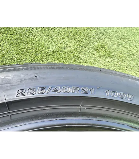 285/40 R21 Bridgestone Blizzak LM005 téli gumi 6mm 5