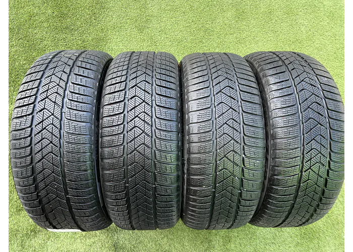 245/45 R18 Pirelli Sottozero 3 téli gumi 7mm alapértelmezett kép