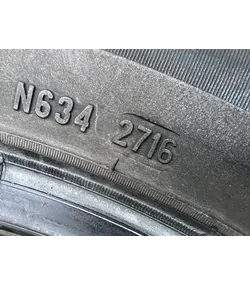 185/75 R16C Pirelli Carrier nyári gumi 6-7mm 6