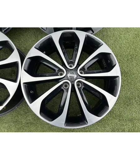 5x114.3 18" Nissan gyári alufelni 6,5Jx18h2 ET40 - Mobil Gumis 4