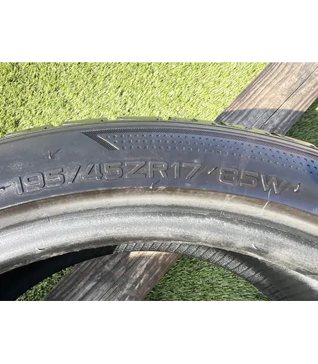 195/45 R17 Hankook Ventus v12 Evo 2 nyári gumi 6mm 6