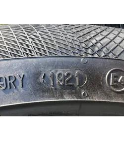 215/55 R17 Continental WinterContact TS850P téli gumi 5-6mm 6