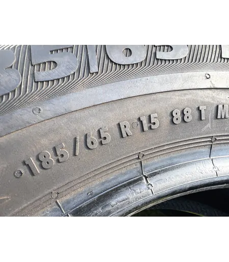 185/65 R15 Semperit Master Grip 2 téli gumi 6,5-7mm 6