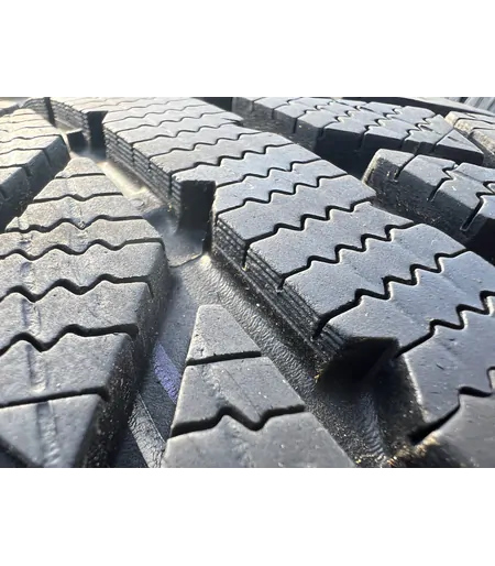 215/65 R16 Semperit Master-Grip 2 téli gumi 6,5-7mm 4