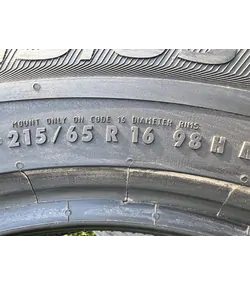 215/65 R16 Semperit Master-Grip 2 téli gumi 6,5-7mm 6