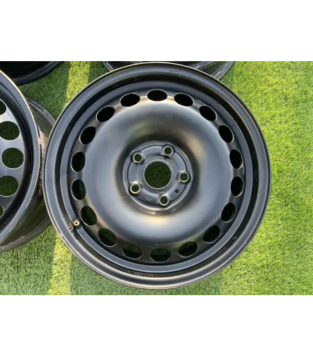 5x112 16" Volkswagen gyári lemezfelni 6,5Jx16h2 ET42 3