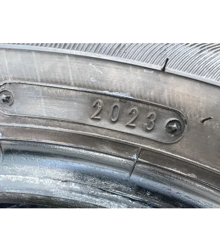 185/60 R14 Sumitomo WT200 téli gumi 5,5-7mm - Mobil Gumis 5