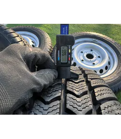 5x160 16" Ford Transit Custom gyári lemezfelni+TPMS újszerű 215/65 R16C téli gumikkal 6