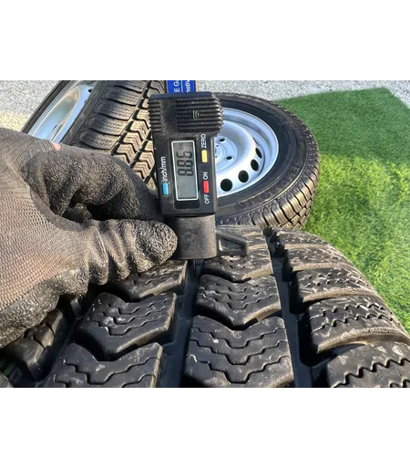 5x160 16" Ford Transit Custom gyári lemezfelni+TPMS újszerű 215/65 R16C téli gumikkal 7