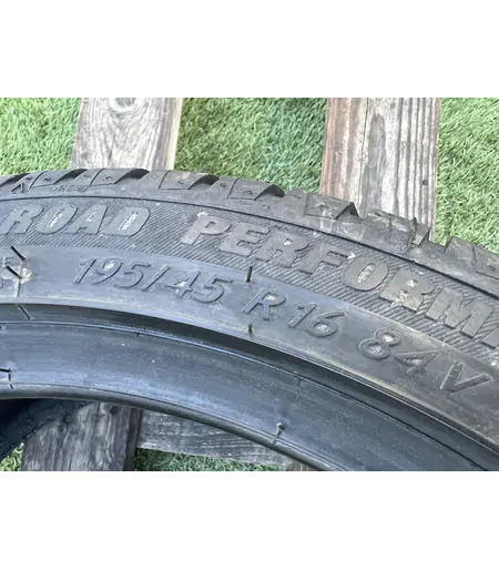 195/45 R16 Sebring RoadPerformance nyári gumi mm - Mobil Gumis 4