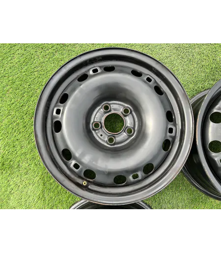 5x100 15" Volkswagen gyári lemezfelni 6Jx15h2 ET38 5