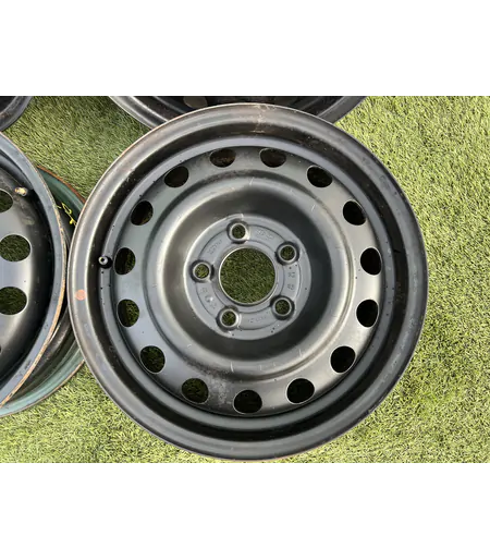 5x114.3 15" Hyundai,Kia gyári lemezfelni 5,5Jx15h2 ET47 - Mobil Gumis 3