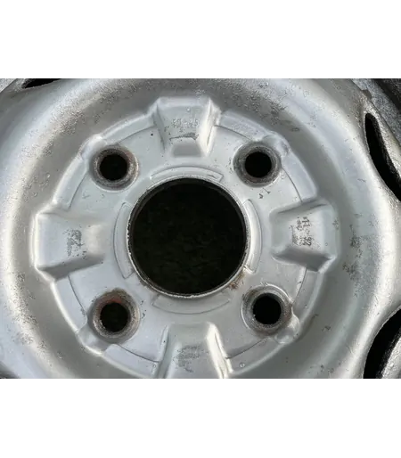 4x114.3 13" Suzuki Swift 1 gyári lemezfelni 4,5Jx13h2 ET45 - Mobil Gumis 6