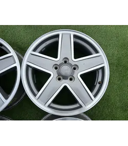 5x114.3 17" Jeep gyári alufelni 6,5Jx17h2 ET39 4