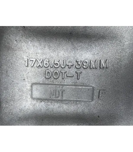 5x114.3 17" Jeep gyári alufelni 6,5Jx17h2 ET39 8