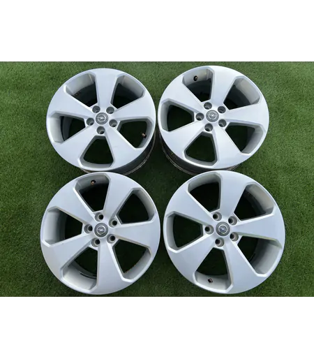 5x105 17" Opel gyári TPMS alufelni 7Jx17h2 ET38 1
